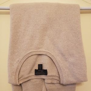 Beige crew neck cashmere sweater XL